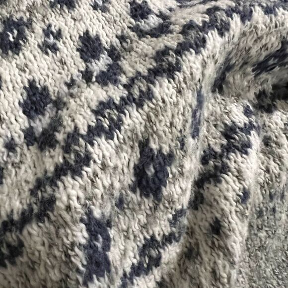 (NWOT) Abercrombie kids size xl cardigan - Picture 3 of 5